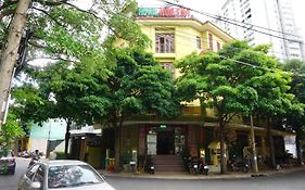 Hoa Sua Hotel